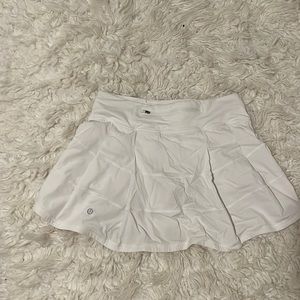 White Lululemon tennis skirt (4 tall)
